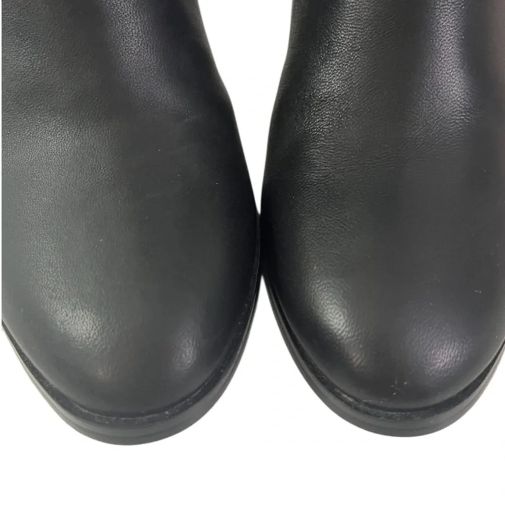Express Like New Genuine Leather Pull-On Style Gold Detail Ankle Boots Black 6